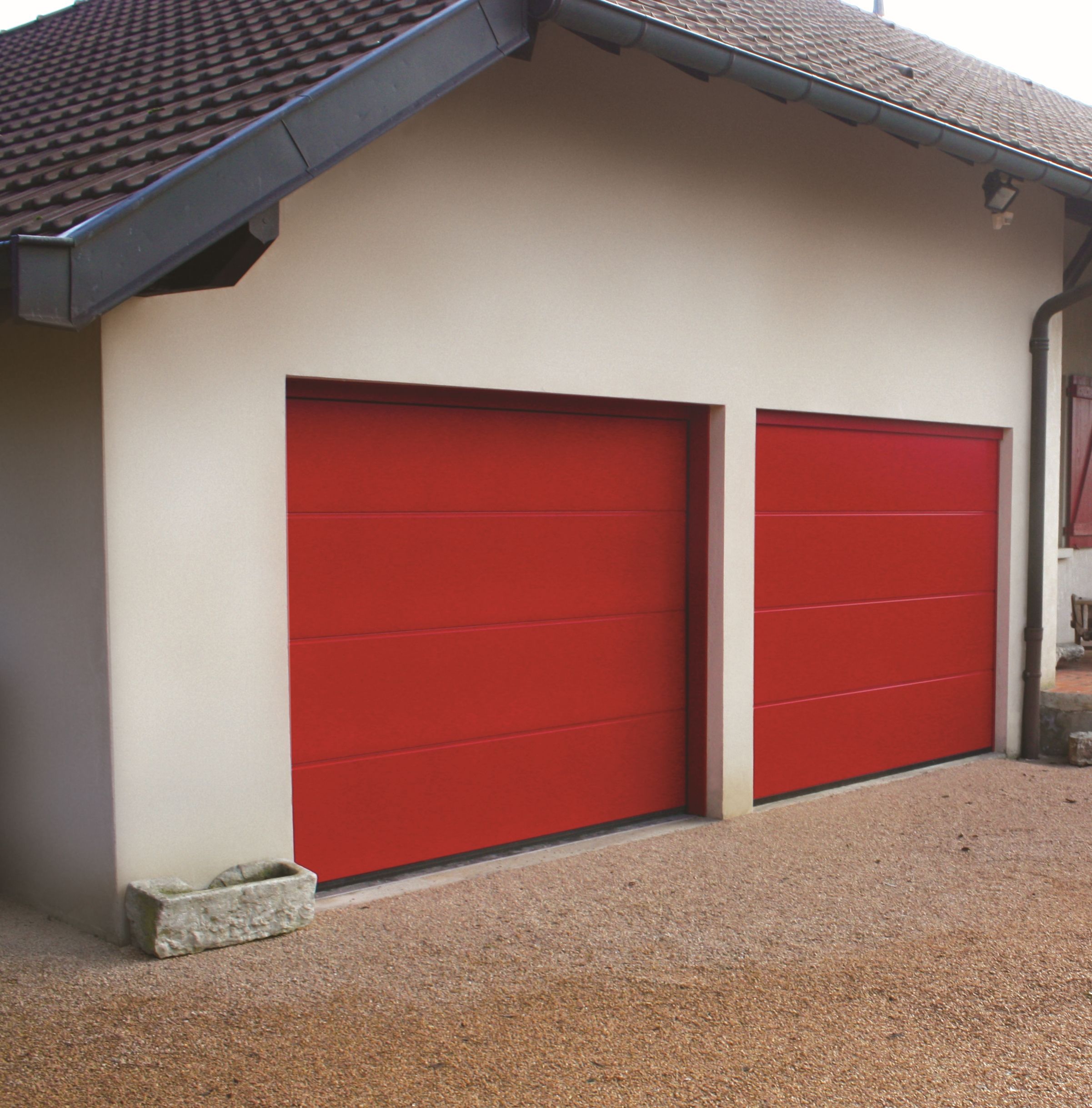 Isolation porte de garage : les conseils de pros – Gypass