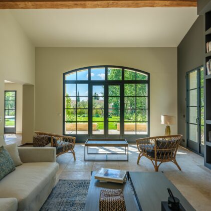 realisation-lef-saint-remy-de-provence-porte-fenetre-alu-interieur-3-1490x1180