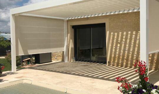 realisation-lef-montussan-pergola-bioclimatique-1490x1180