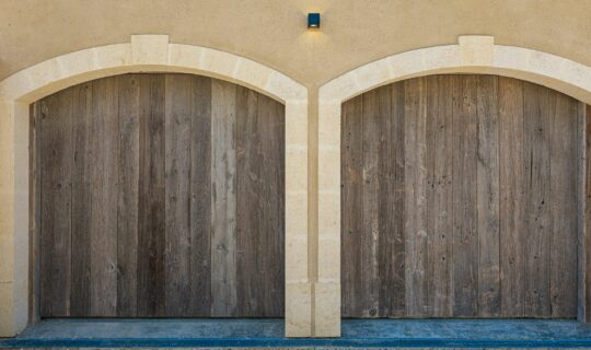 realisation-lef-saint-remy-de-provence-porte-garage-sectionnelle-2-1490x1180