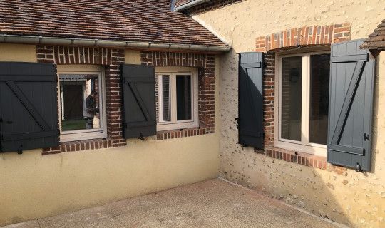 fenetre-PVC-BOUVET-volets-battants-alu-maine-fermetures-arnaud-hacault